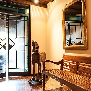 2* Bed & Breakfast Portico Rosso